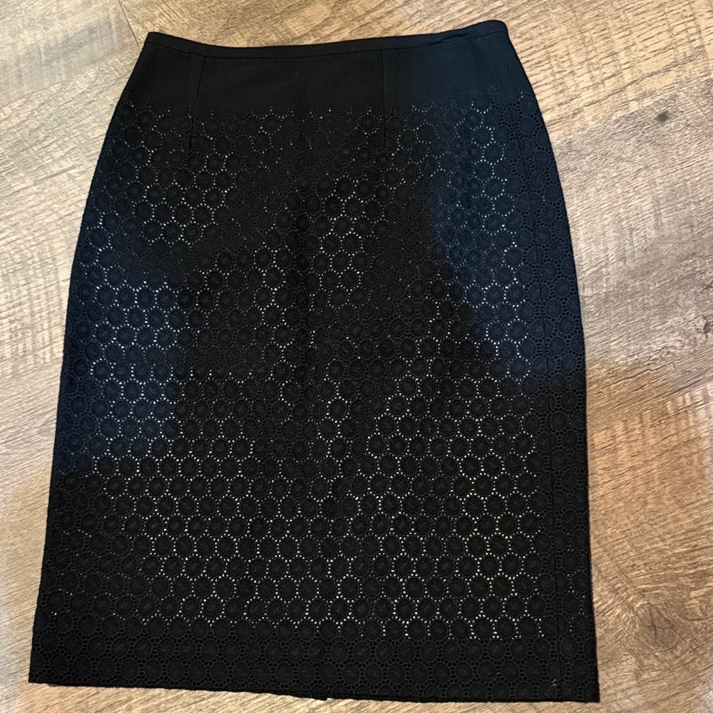 Elegant Black Lace Pencil Skirt
